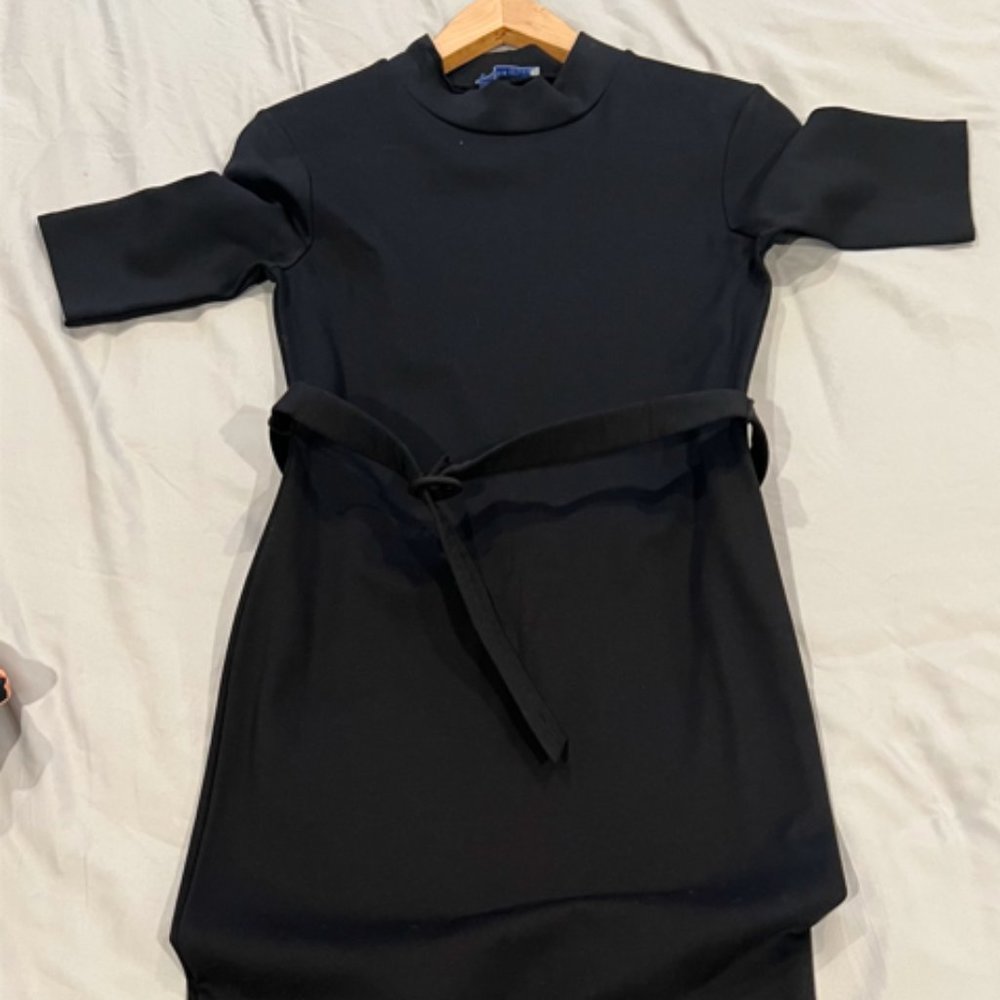 Zara - Black dress w/ Belt